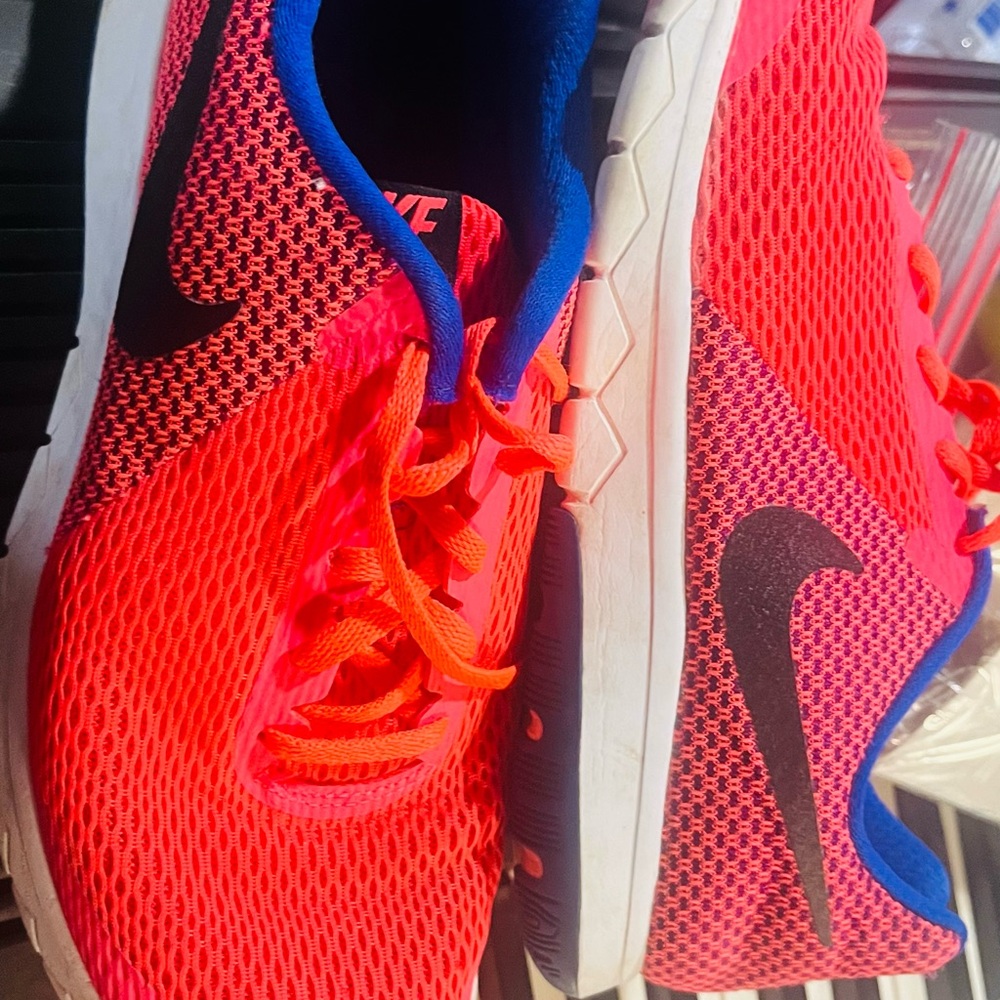 Nike
